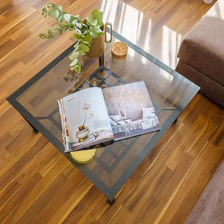 Atrium 115 Apartment *